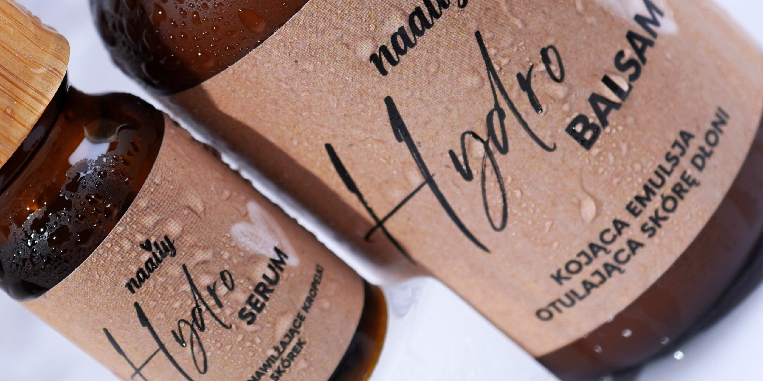 Nawilżający balsam i serum do dłoni